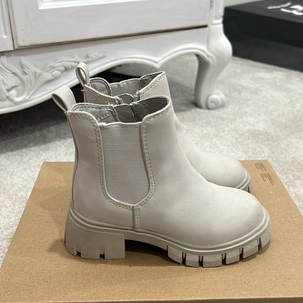 Toddler girl Mia boots